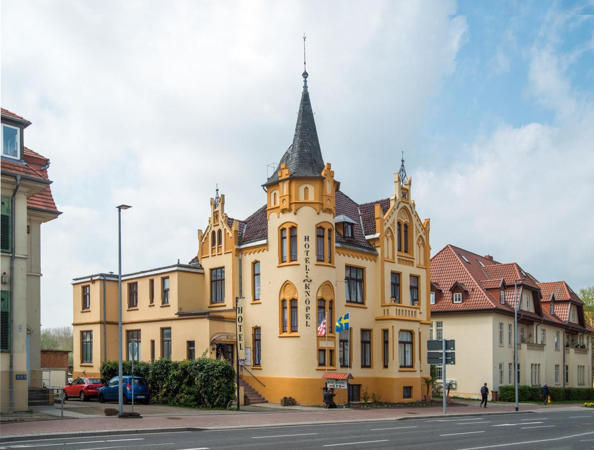 Hotel Knoepel Wismar Exterior photo