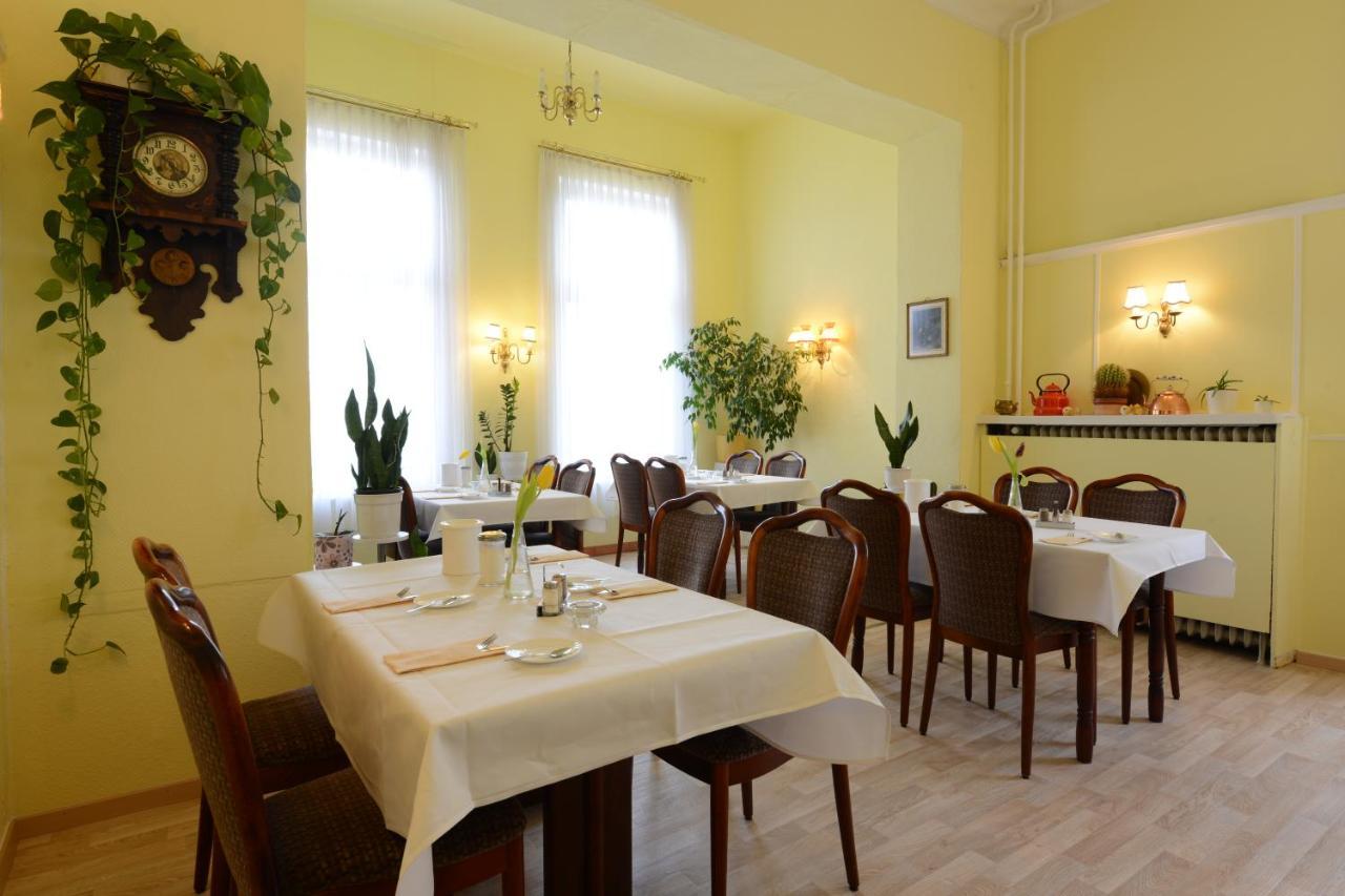 Hotel Knoepel Wismar Exterior photo